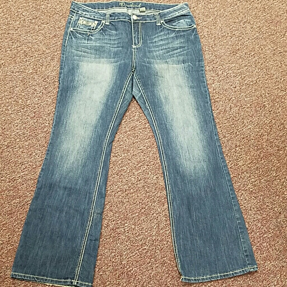 Bootcut Jeans 16